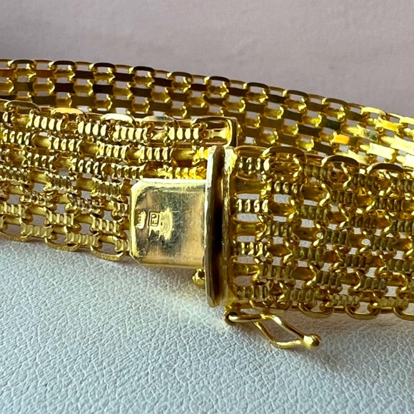 14K YELLOW GOLD WIDE FLEXIBLE BRACELET INTRICATE DESIGN STATEMENT GORGEOUS - Picture 14 of 16